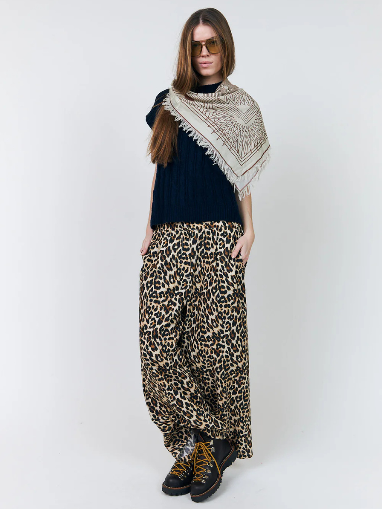 Noor LL Scarf