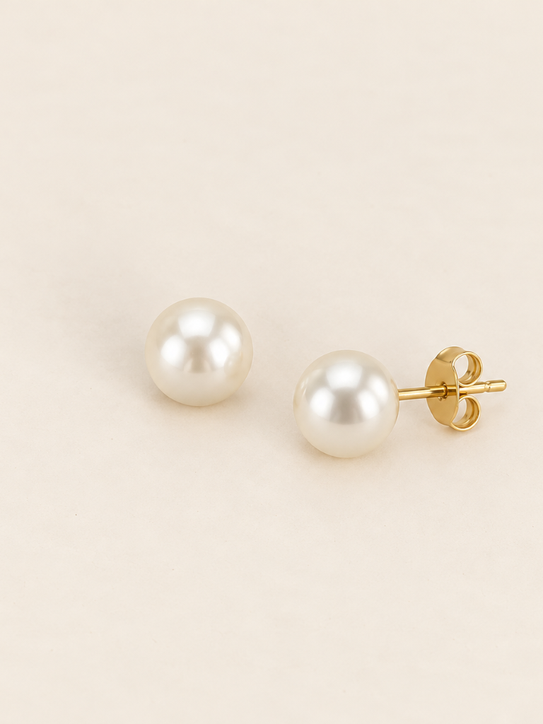 Margot Pearl Studs
