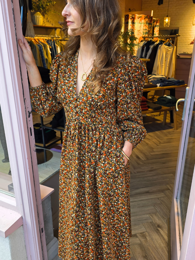 LS Starlight Midi Dress Winter Season Sale