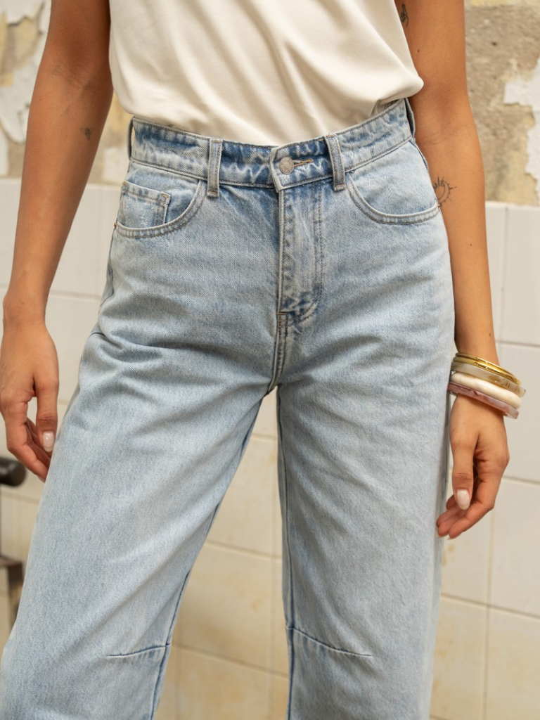 Brandy Balloon Leg - Wash Denim