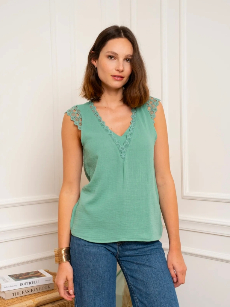 Kodie Green SS Top