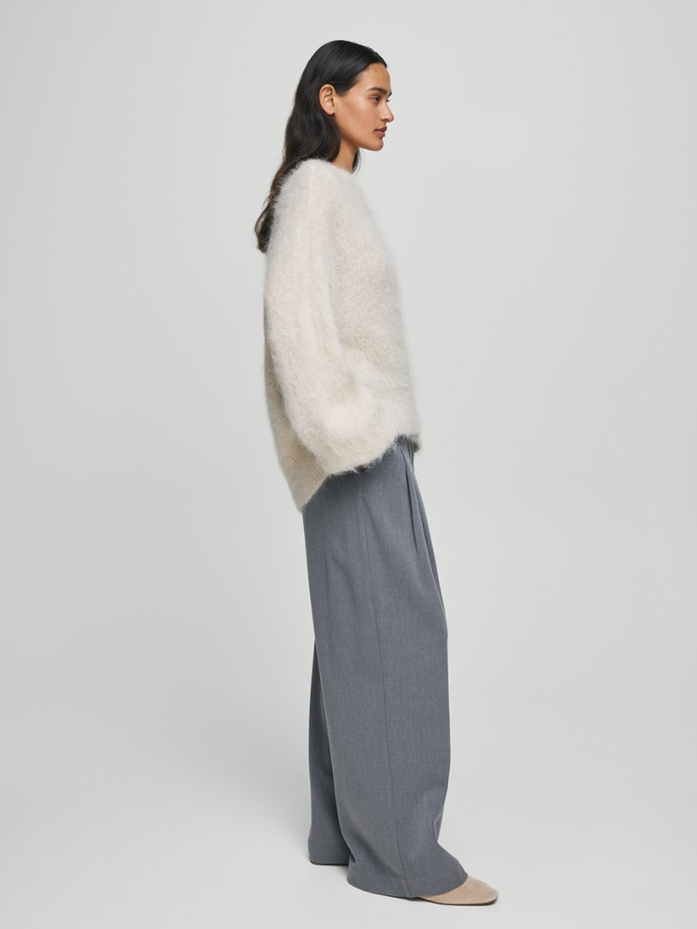 MSCH Thira Salmia Pullover