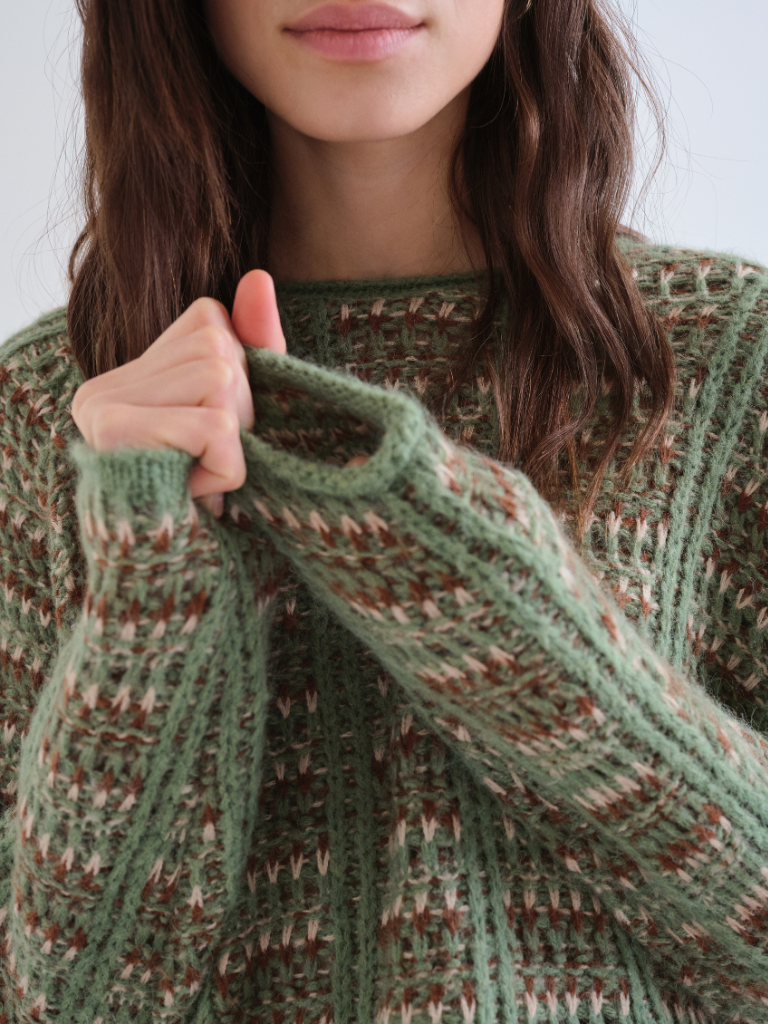 Lola Jumper