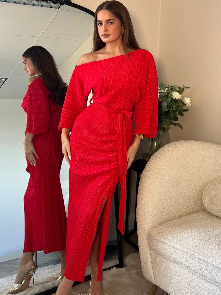 Vendy Off The Shoulder Ruched Detail Midi Dress Red