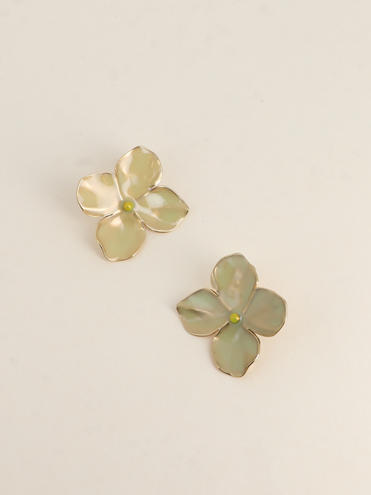 Bloom Studded Earings