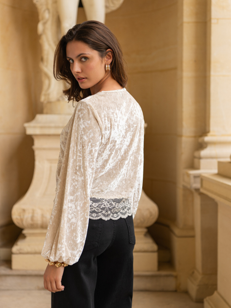 Catherine Lace Champage Top