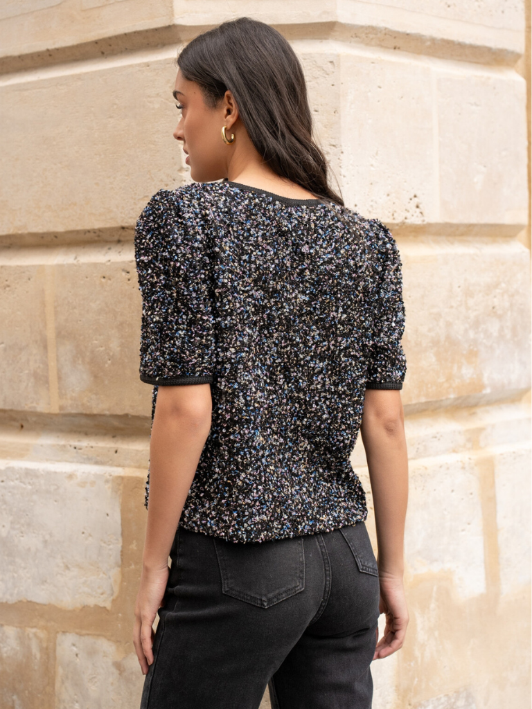 Laura Sequin V-Neck Top