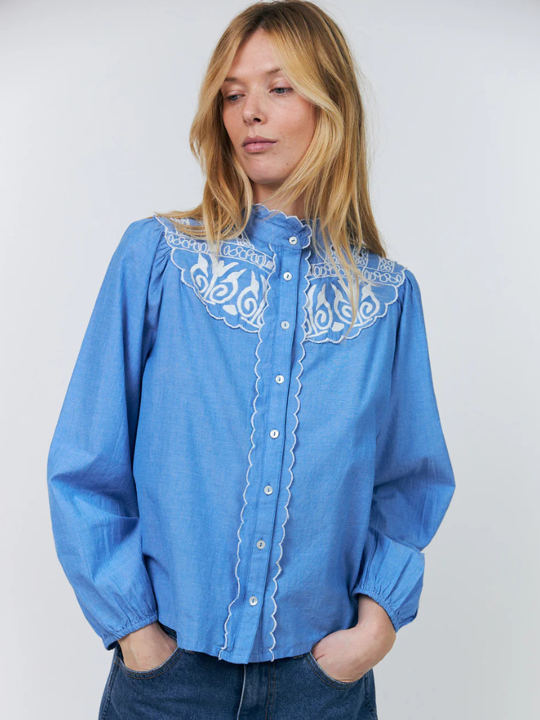Lia LL Shirt