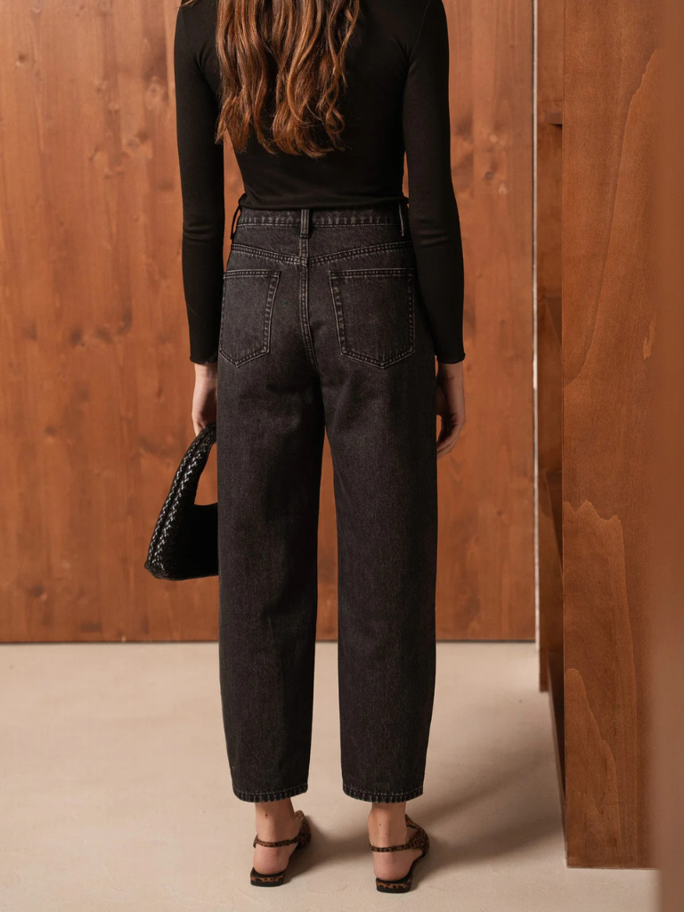 Bony Dark Grey Barrel Leg Jean