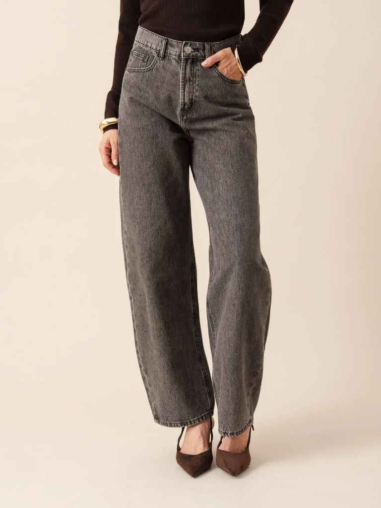Brune Barrel Grey Jean