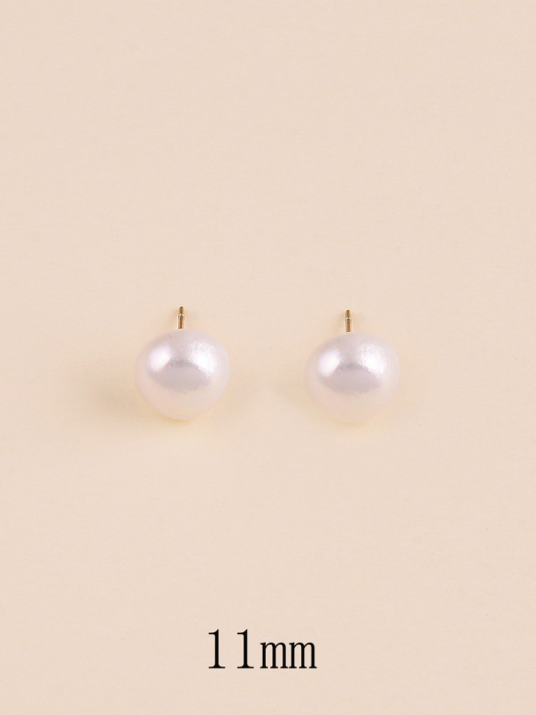Margot Pearl Studs